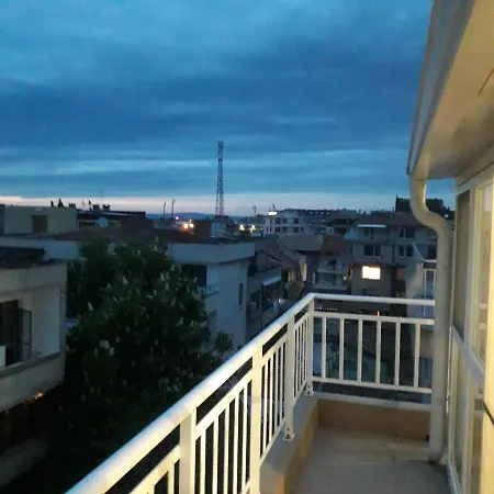 Пламен Поморие Appartement *
